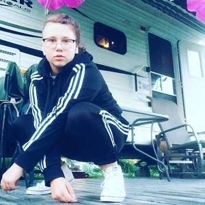 Meet your Posher, Rose-marie